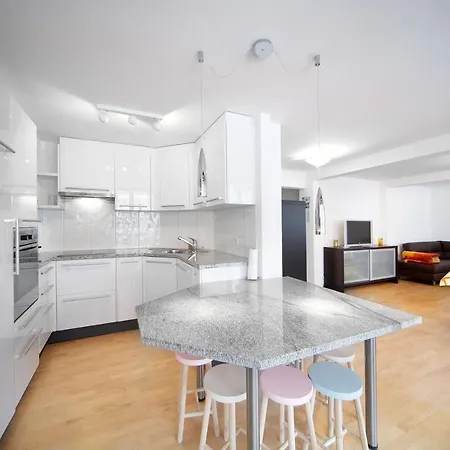 Luegisland Salietti Apartment *